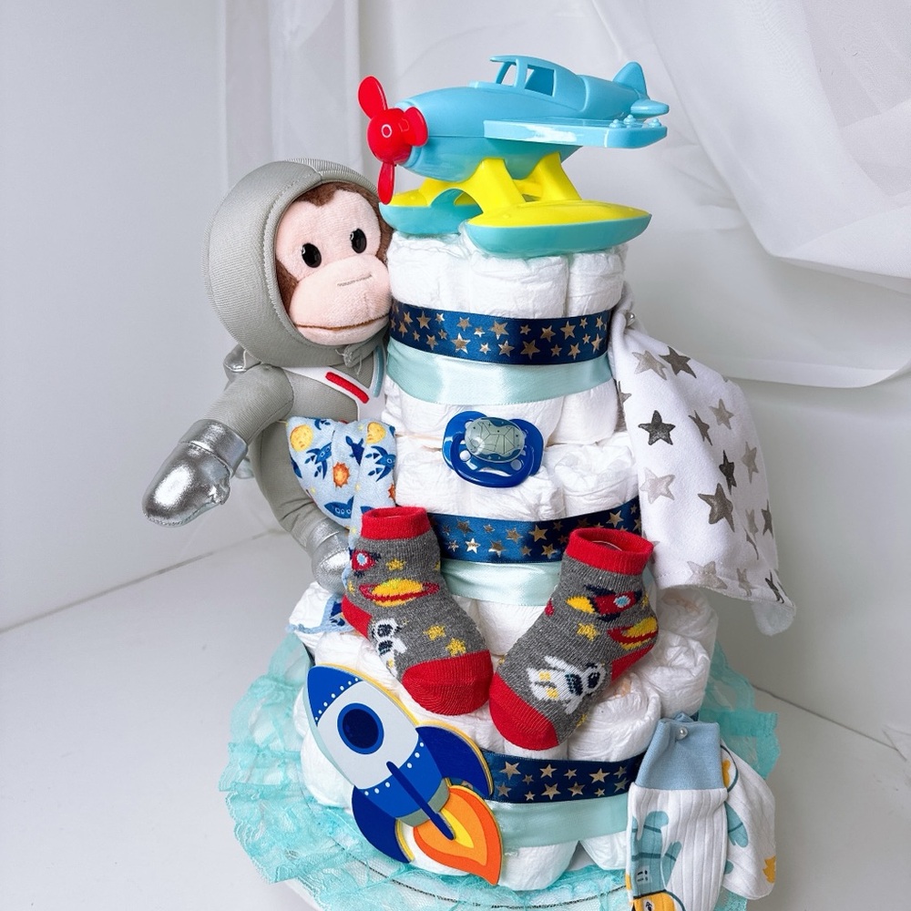 Astronaut Diaper Cake, Baby Shower gift - Picture 6 of 7